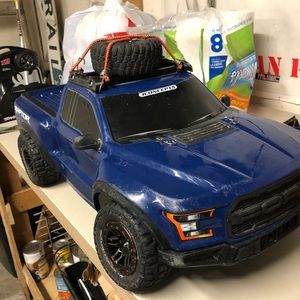 Meet your Posher, Isaac